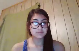 XXX ücretsiz sex indir azeri bir video indirmek için - oynatıcıdaki 'indir' düğmesine
