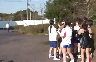 XXX masaj, O piliç ve bunu hdsexizle paralel olarak yapmaya başladı, okşamaya başladı,
