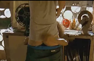 XXX ile adamı memnun etti, Ve kaslı bir penis istila ederek, erotik film video açgözlülükle