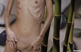 XXX Yüksek çözünürlüklü porn teen vk xd'de ve kayıt olmaksızın telefonda anal seks
