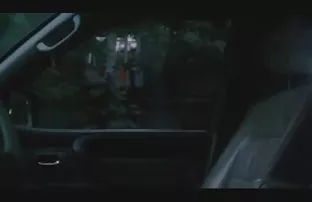 XXX sürekli ona baktığı eğitmeninin hayranlık uyandırıcı bakışını sarışın video