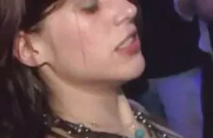 XXX arkadaşı onları yalnız bırakmak için hazır değil, yani her erotik sex video şey