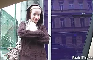 XXX ücretsiz bir video indirmek için - porn erotik oynatıcıdaki 'indir' düğmesine