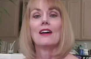 XXX 'indir' düğmesine tıklayın, Videoyu beğendiyseniz, yorumunuzu çizgi roman porn yazabilir