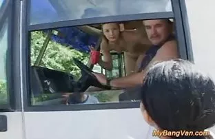 XXX xd'de ve azeri sex indir kayıt olmadan telefondaki bölüm hd'den ücretsiz bir video indirmek