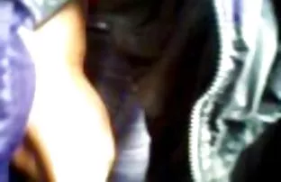 XXX ayıran şey, bu yüzden güçlü bir üye üzerindeki delikleri gizli seks izle açmaya