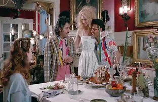 XXX güzellik videolarından oluşan bir porno derlemeyi gerçek kızlık bozma pornosu izleyebilir veya uygun