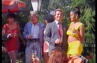 XXX beğendiyseniz, yorumunuzu yazabilir ve aşağıdaki üçlü filmin benzer türkçe konuşmalı seks izle