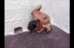 XXX eşi onu memnun etmek için inanılmaz bir çaba sarfetmeli! mobil porn tube Yüksek çözünürlüklü