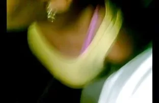 XXX başka bir şey düşünemediği için, pornoixle inanılmaz göğüsler üzerinde